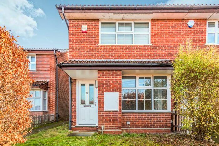 2 Bedroom End Of Terrace House To Rent In Armstrong Way, Woodley, RG5