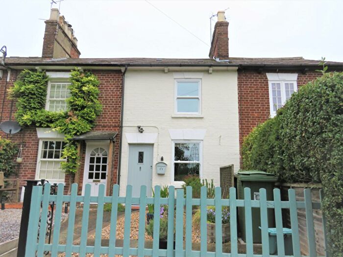 2 Bedroom Cottage To Rent In Park Road, Tring, HP23