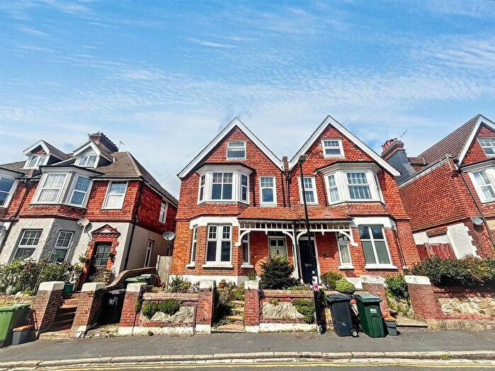 3 Bedroom Maisonette For Sale In Gore Park Road, Eastbourne, BN21