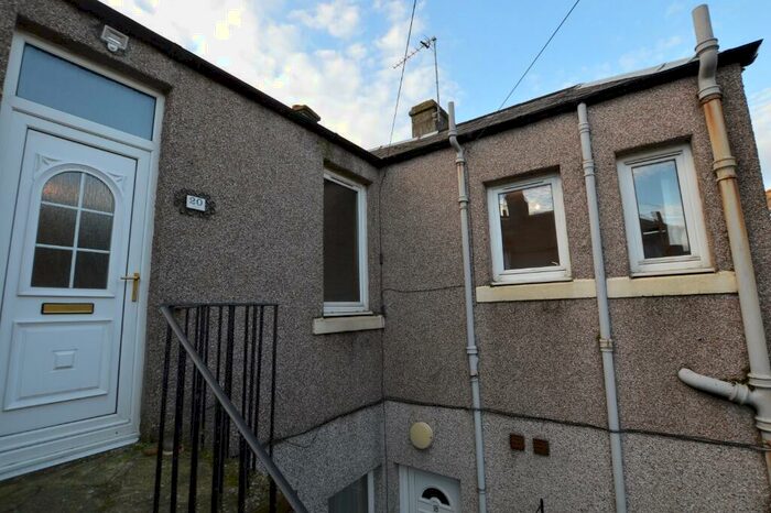 1 Bedroom Flat To Rent In Patterson Street, Methil, KY8