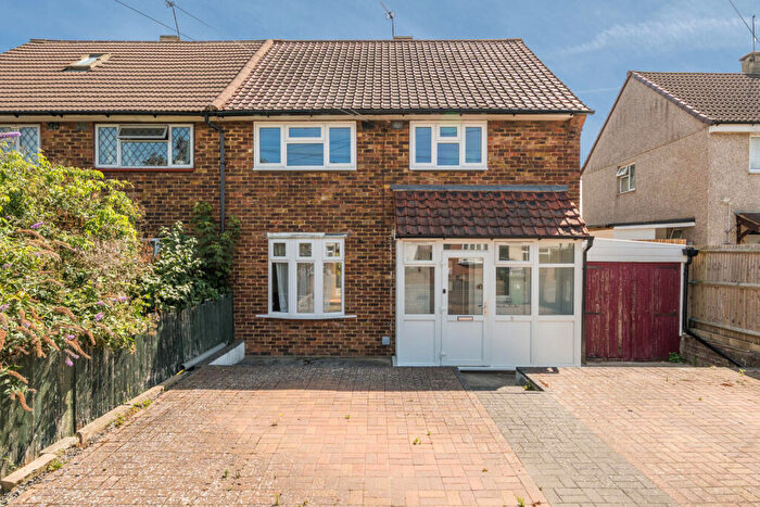 3 Bedroom Semi Detached House For Sale In Shoreham Road, Orpington, BR5