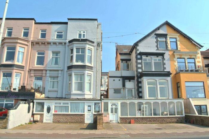 1 Bedroom Flat To Rent In The Promenade, Blackpool, FY1
