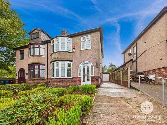 3 Bedroom Semi-Detached House For Sale In Pleckgate Road, Blackburn, BB1