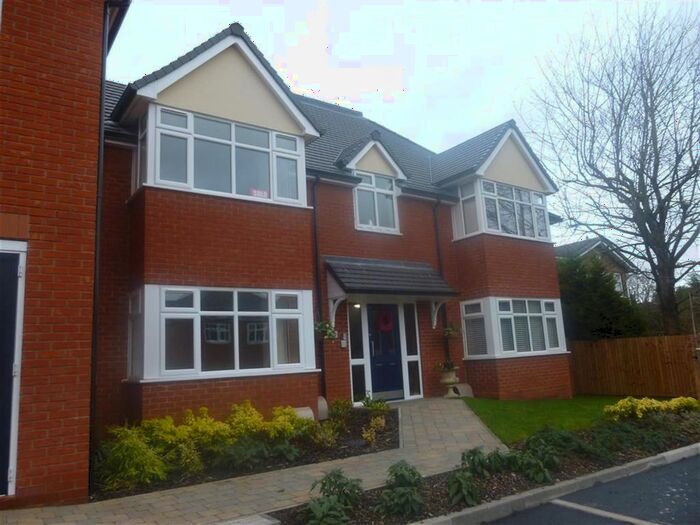 2 Bedroom Flat To Rent In Anvil Place, Springfield Road, Sutton Coldfield, West Midlands, B75