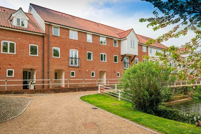 3 Bedroom Town House To Rent In The Watermill, Trowse, Norwich, NR1