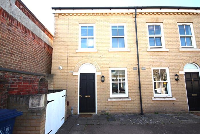 4 Bedroom House To Rent In Malta View, Cambridge, CB1