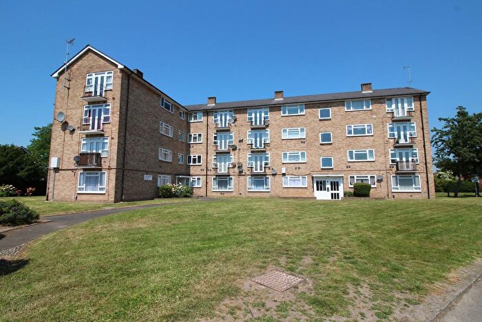 2 Bedroom Flat For Sale In Clare Road, Stanwell, TW19