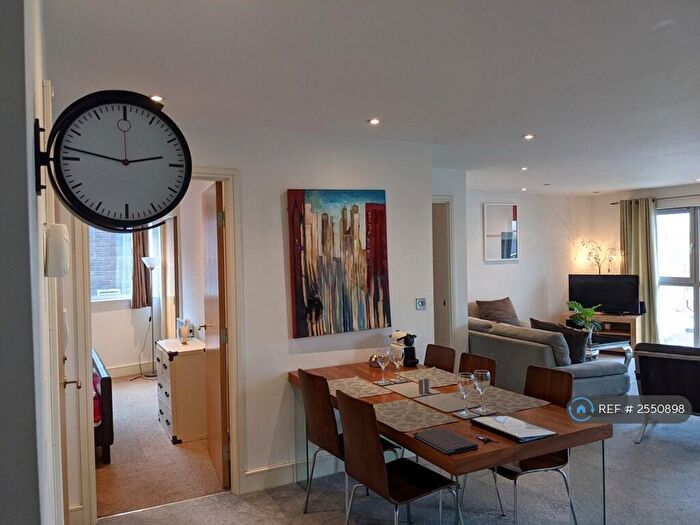 2 Bedroom Penthouse To Rent In Talbot Street, Nottingham, NG1