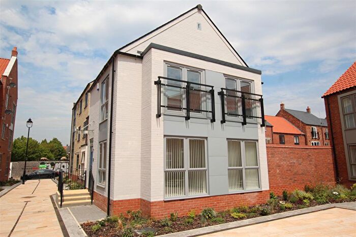 2 Bedroom Property To Rent In Scotts Square, Hull, HU1