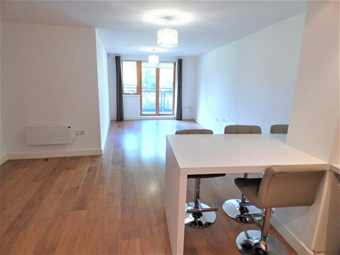 2 Bedroom Apartment To Rent In Leamore Court, Meath Crescent, Bethnal Green, E2