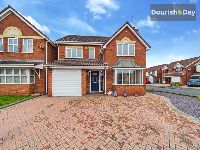 4 Bedroom Detached House For Sale In Gunnell Close, Stafford, ST16
