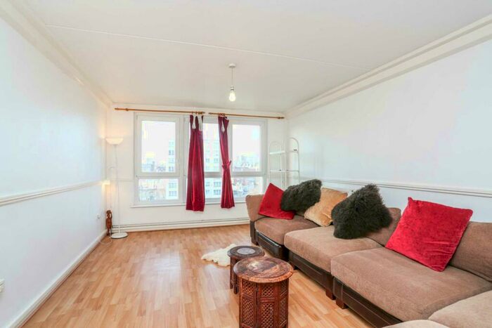 2 Bedroom Apartment To Rent In Wick Road, Hackney, E9