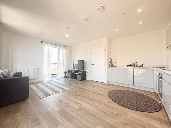 1 Bedroom Apartment To Rent In Vousden Grove, SE28