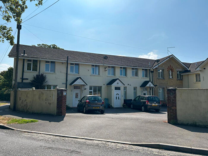 11 Bedroom Flat For Sale In Flats, , &, Westfield Avenue & Westfield Avenue, Hayling Island, Hampshire, PO11