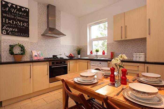 2 Bedroom Apartment To Rent In Arabin Road, Brockley, London, SE4