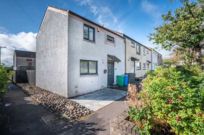 3 Bedroom End Of Terrace House For Sale In Cluny Place, Glenrothes, KY7