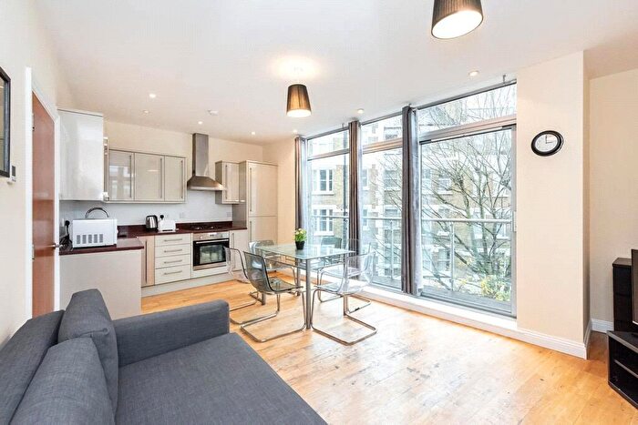 2 Bedroom Apartment To Rent In Laystall Street, London, EC1R