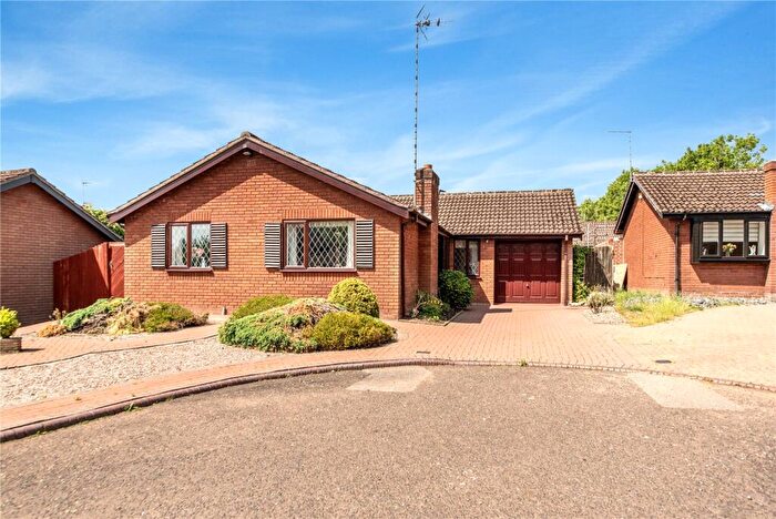 3 Bedroom Bungalow For Sale In Eldersfield Close, Church Hill North, Redditch, Worcestershire, B98