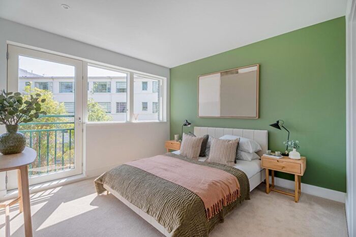 2 Bedroom Flat For Sale In Taymount Mansion, Forest Hill, London, SE23