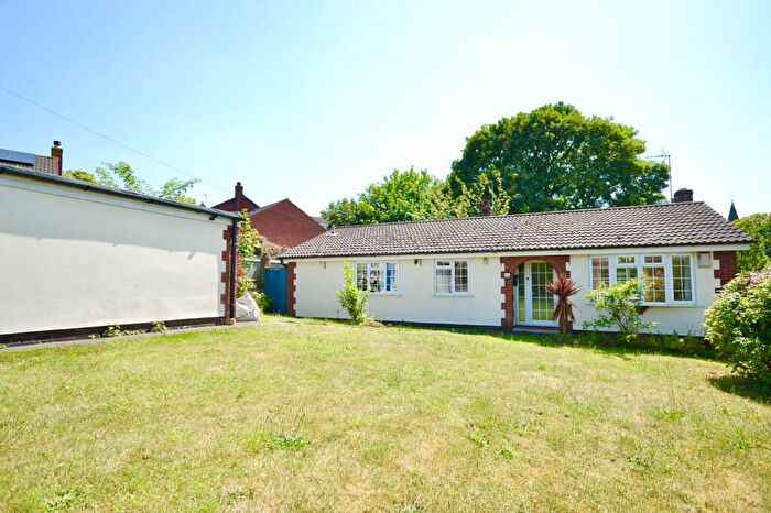 3 Bedroom Detached Bungalow For Sale In Butthole Lane, Shepshed, LE12