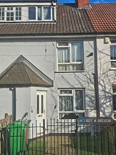 3 Bedroom Terraced House To Rent In Cosby Road, Nottingham, NG2