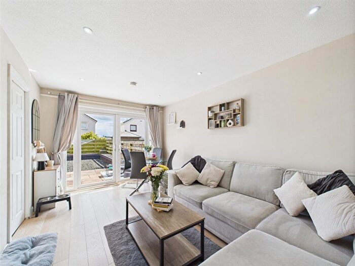 2 Bedroom Property For Sale In Berrydale Avenue, Blairgowrie, PH10