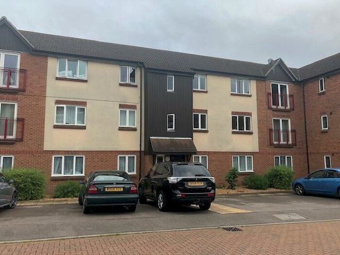 2 Bedroom Apartment To Rent In Newlyn Place, Fishermead, Milton Keynes, MK6