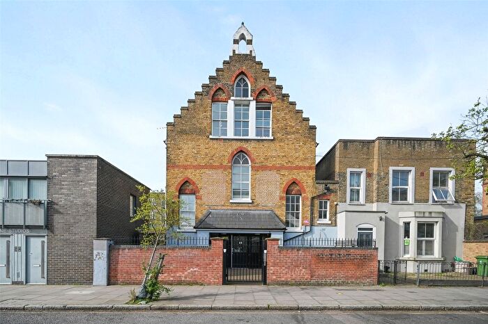 Studio To Rent In Eburne Rd, Holloway, London, N7