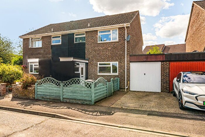 3 Bedroom Semi-Detached House For Sale In Lancaster Close, Hungerford, Berkshire, RG17