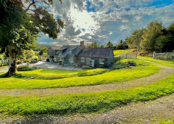 3 Bedroom Detached House For Sale In Llangower, Bala, Gwynedd, LL23
