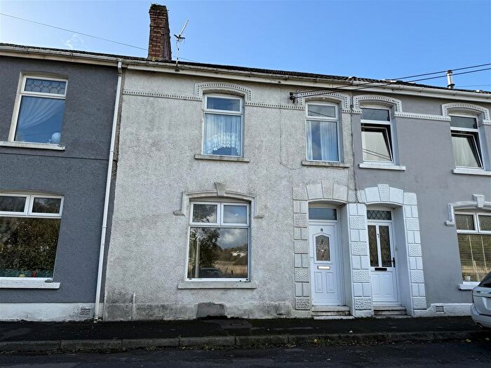 3 Bedroom Terraced House For Sale In Lakeview Terrace, Llanelli, SA15