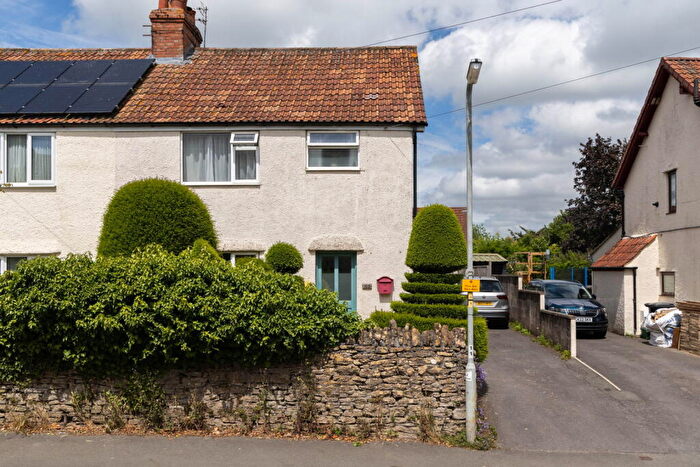 3 Bedroom Semi-Detached House For Sale In Broadway, Frome, BA11