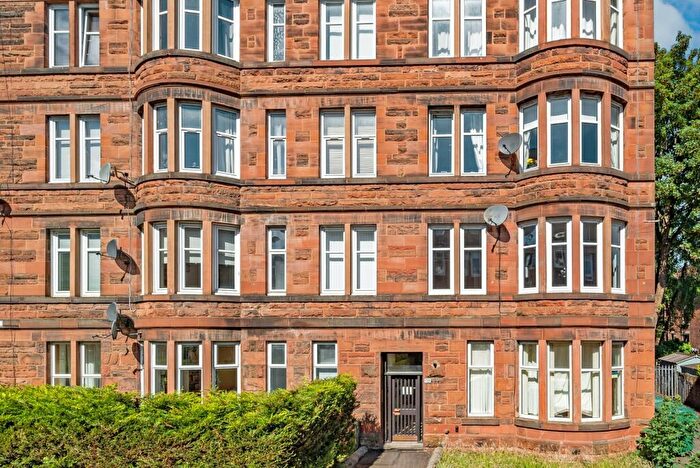 2 Bedroom Flat To Rent In Sinclair Drive, Flat /, Shawlands, Glasgow, G42
