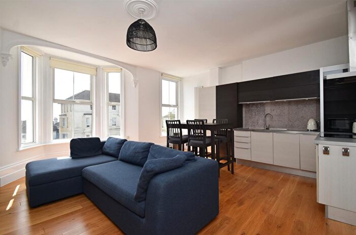 1 Bedroom Flat For Sale In Clyde Road, St. Leonards-On-Sea, TN38