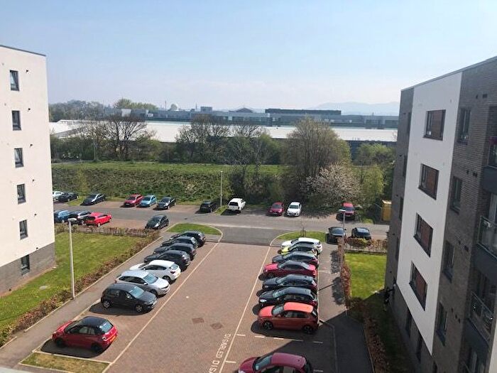 1 Bedroom Flat To Rent In Arneil Drive, Edinburgh, EH5