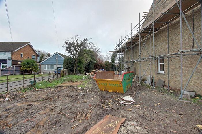 Property For Sale In Marsworth Road, Pitstone, LU7