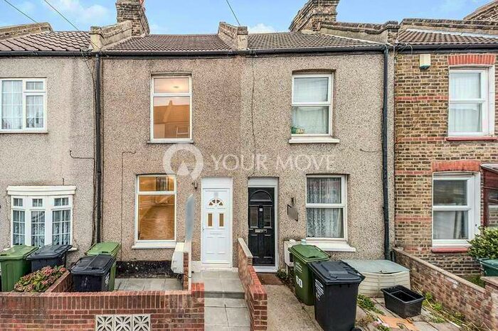 3 Bedroom House To Rent In Bayly Road, Dartford, DA1