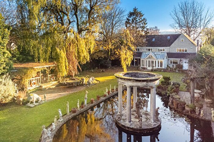 5 Bedroom Detached House For Sale In St. Johns Way, Malmesbury, SN16