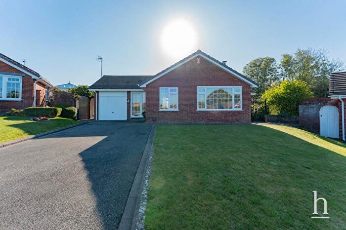 4 Bedroom Detached Bungalow For Sale In Chestnut Close, Wirral, CH49