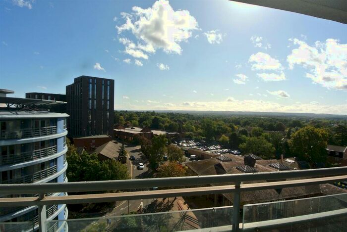 2 Bedroom Apartment To Rent In Station Approach, Woking, GU22