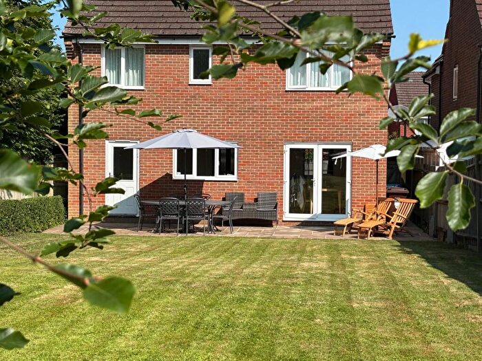 4 Bedroom Detached House For Sale In The Elms, Warlingham, CR6