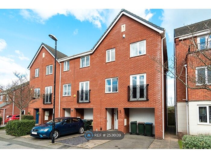 4 Bedroom Detached House To Rent In Yarrow Walk, Coventry, CV6