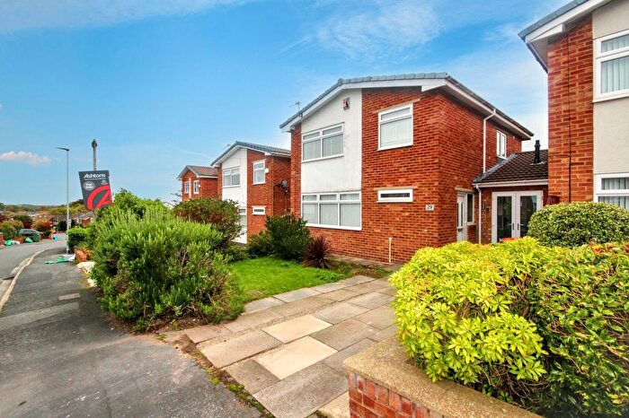 4 Bedroom Detached House For Sale In Galston Avenue, Rainhill, L35