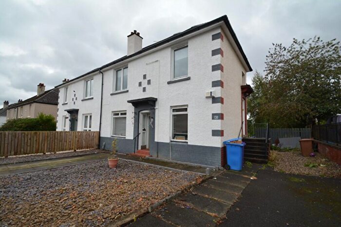 2 Bedroom Flat To Rent In Warden Road, Glasgow, G13
