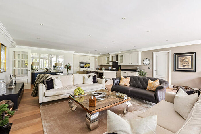 2 Bedroom Apartment For Sale In Windsor Road, Ascot, SL5