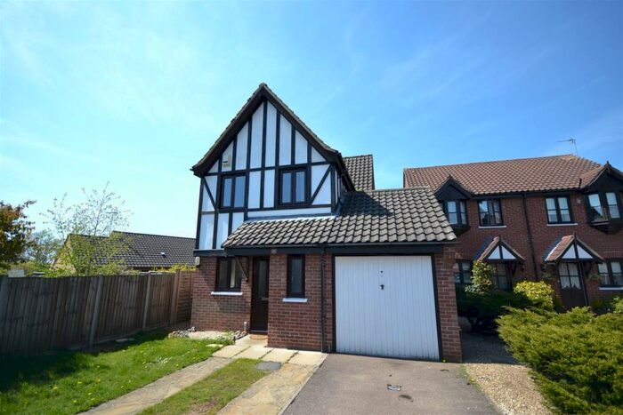 3 Bedroom Detached House To Rent In Taverham, Norwich, NR8