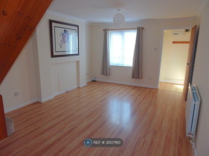 2 Bedroom Terraced House To Rent In Argus Close, Honiton, EX14