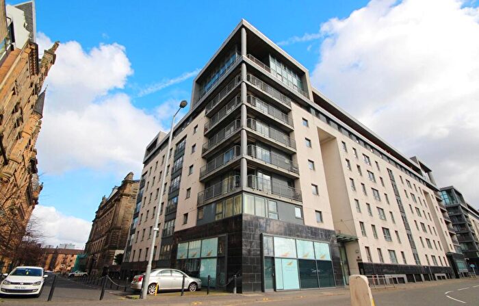 3 Bedroom Apartment To Rent In A Wallace Street, Glasgow, G5