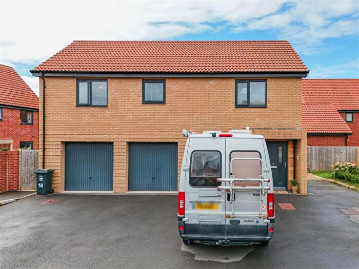 2 Bedroom Detached House For Sale In Beautifully Presented Coach House, Ideally Situated In Yatton's North End On Eaton Park, BS49