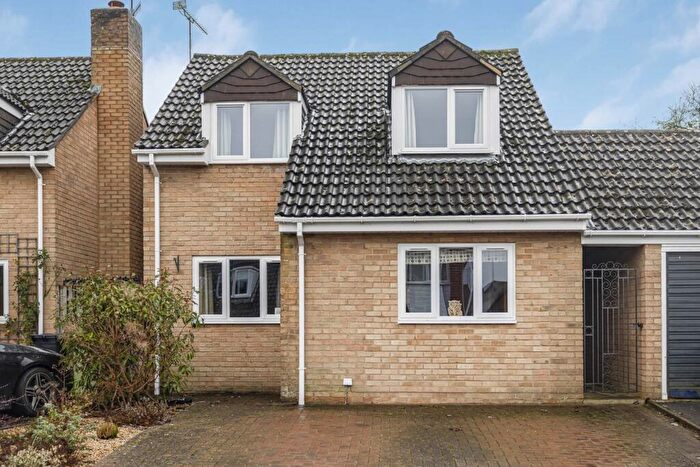 3 Bedroom Detached House For Sale In Partridge Way, Cirencester, Gloucestershire, GL7